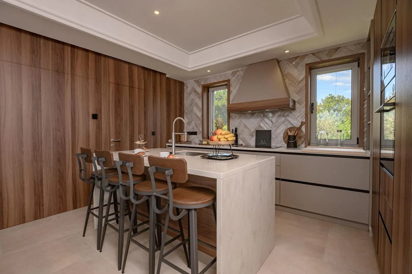 Luxury Villa Lipa Kate Garica