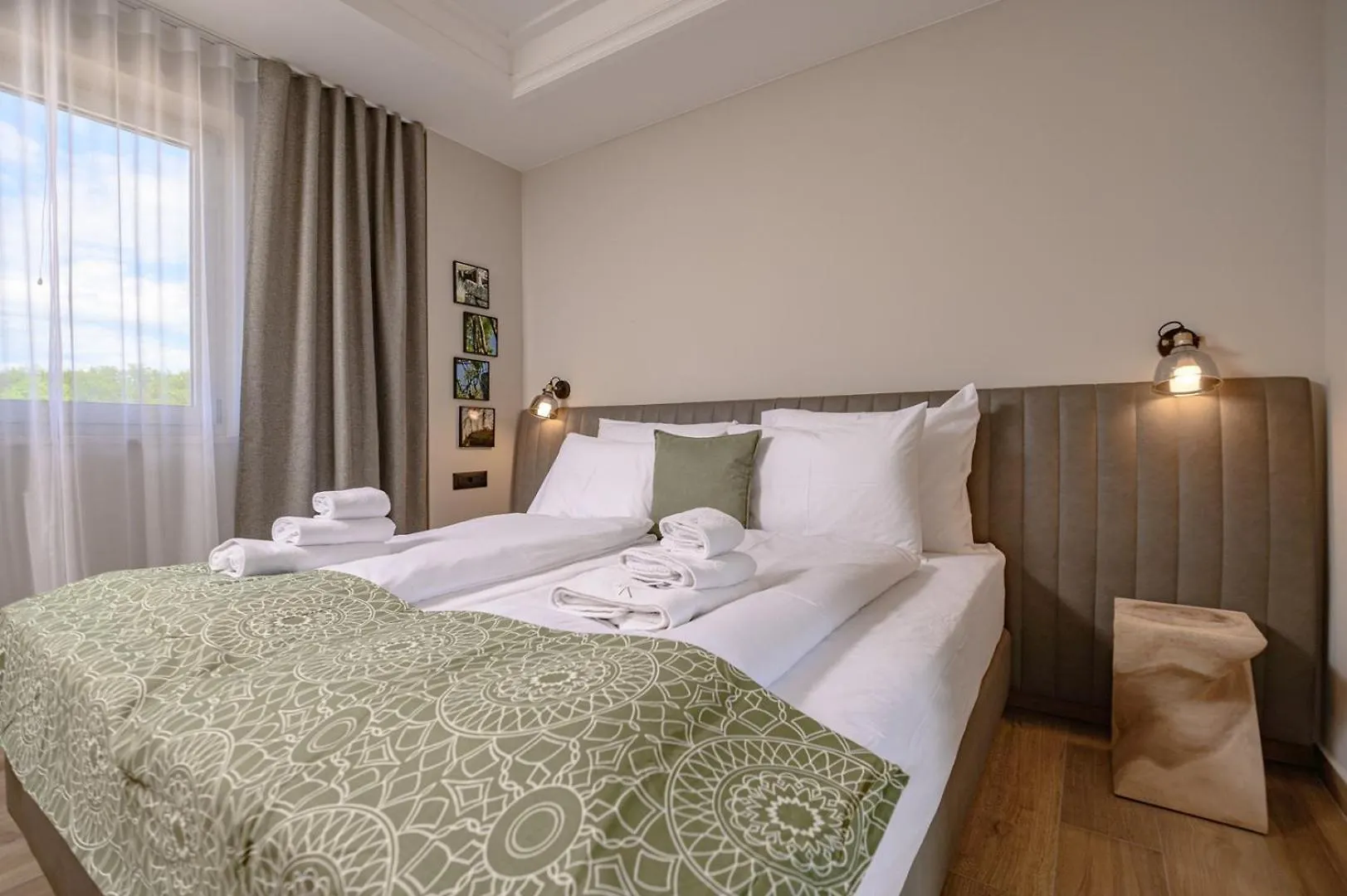 Luxury Villa Lipa Kate Garica