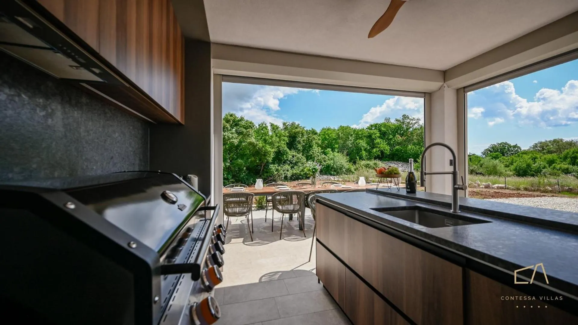 Luxury Villa Lipa Kate Garica