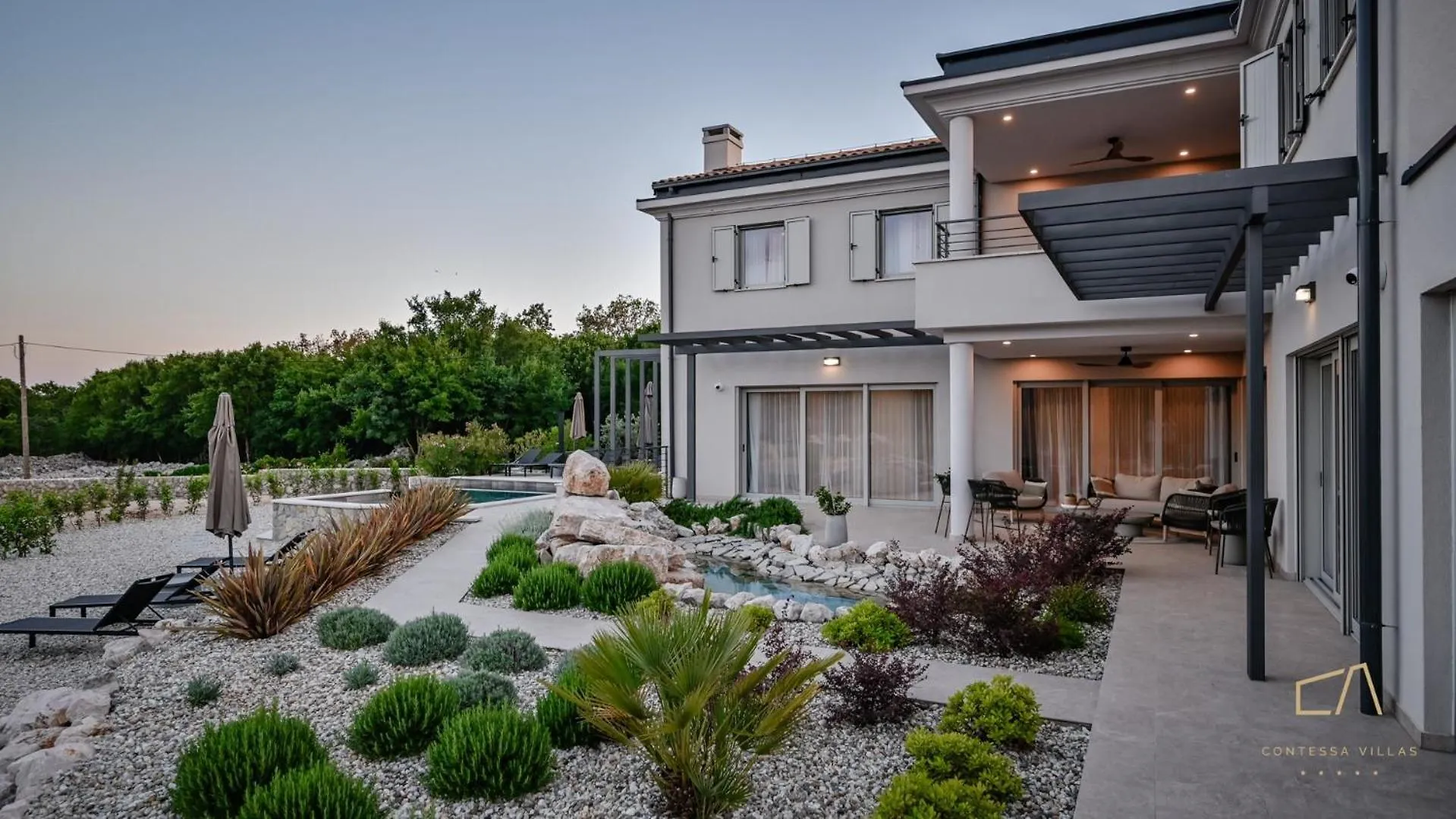 Luxury Villa Lipa Kate Garica